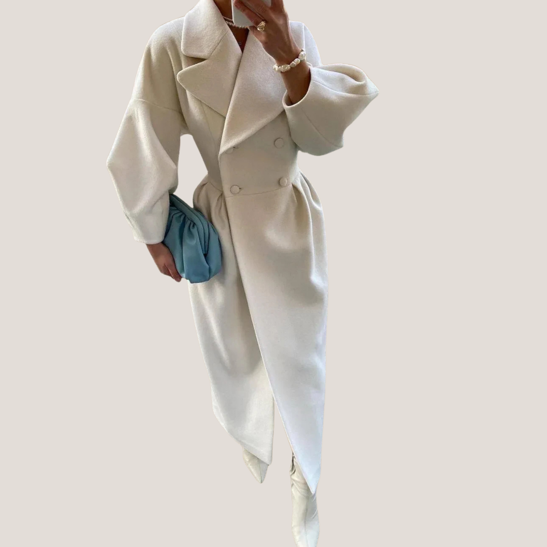 CLARRISE – A CHIC AND VERSATILE WINTER ESSENTIAL