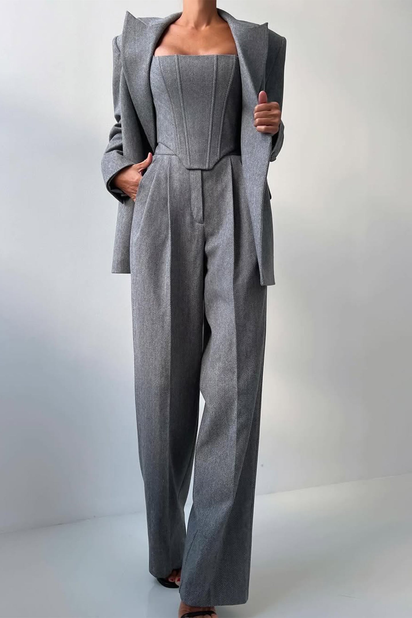 Marina – Relaxed Three-Piece Suit with Reversible Jacket