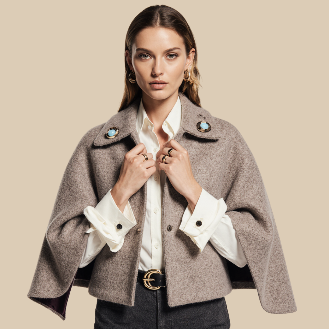 Flarella™ - Kort Kappa med Eleganta Utsvängda Ärmar